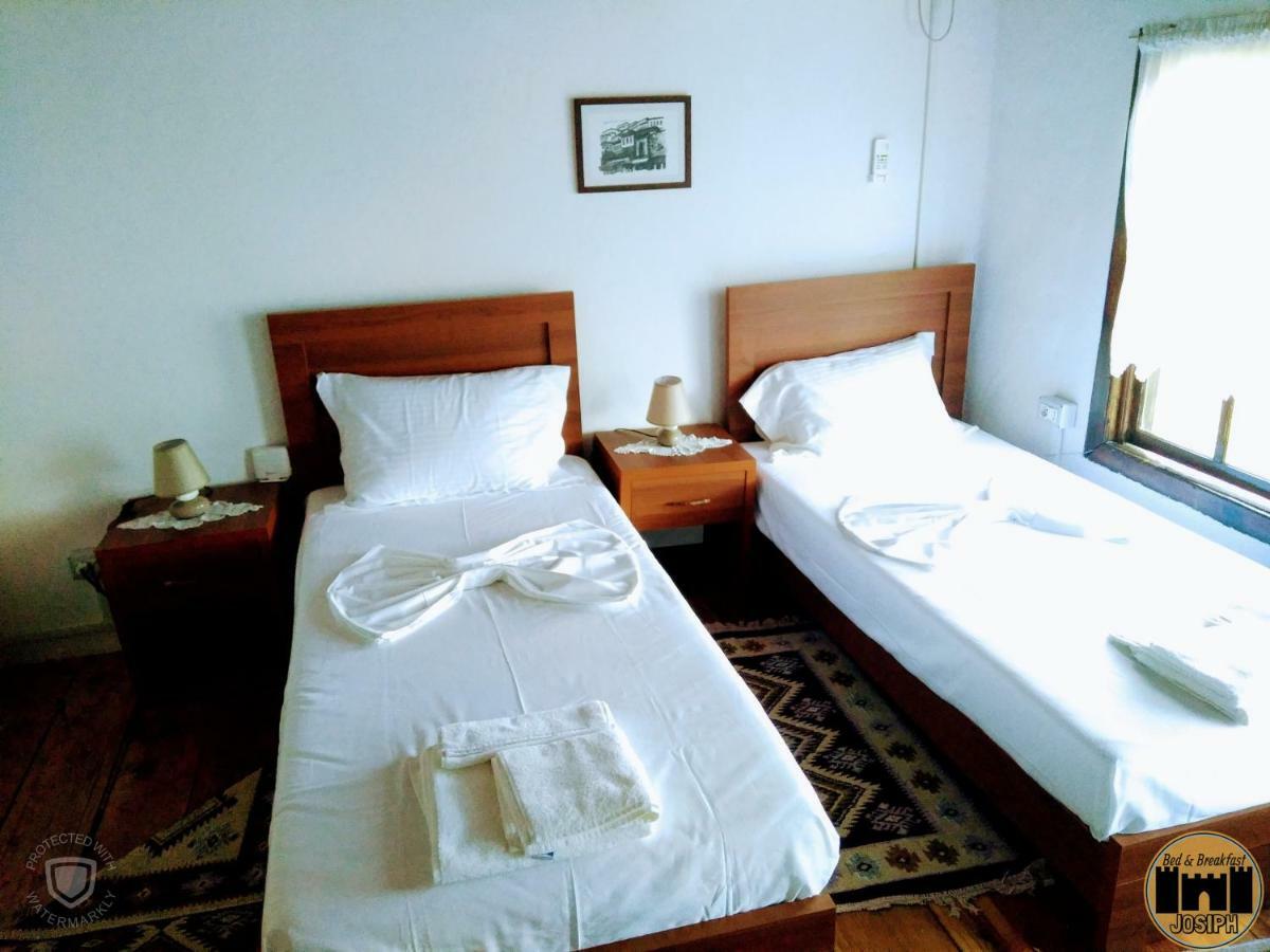 Bed & Breakfast Josiph Berat Exterior foto